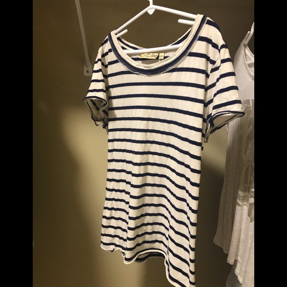 Princess Vera Wang short sleeve top